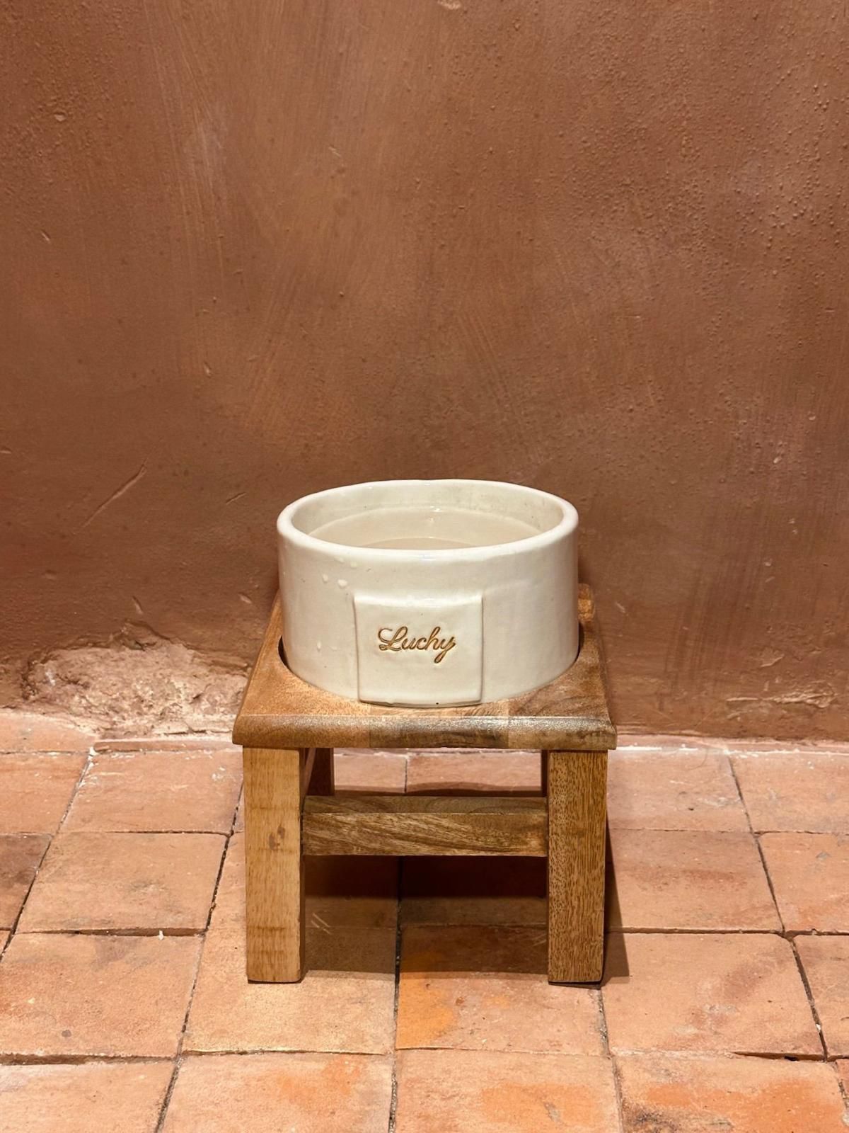 Comedero cerámica con pedestal de madera para perro Luchy